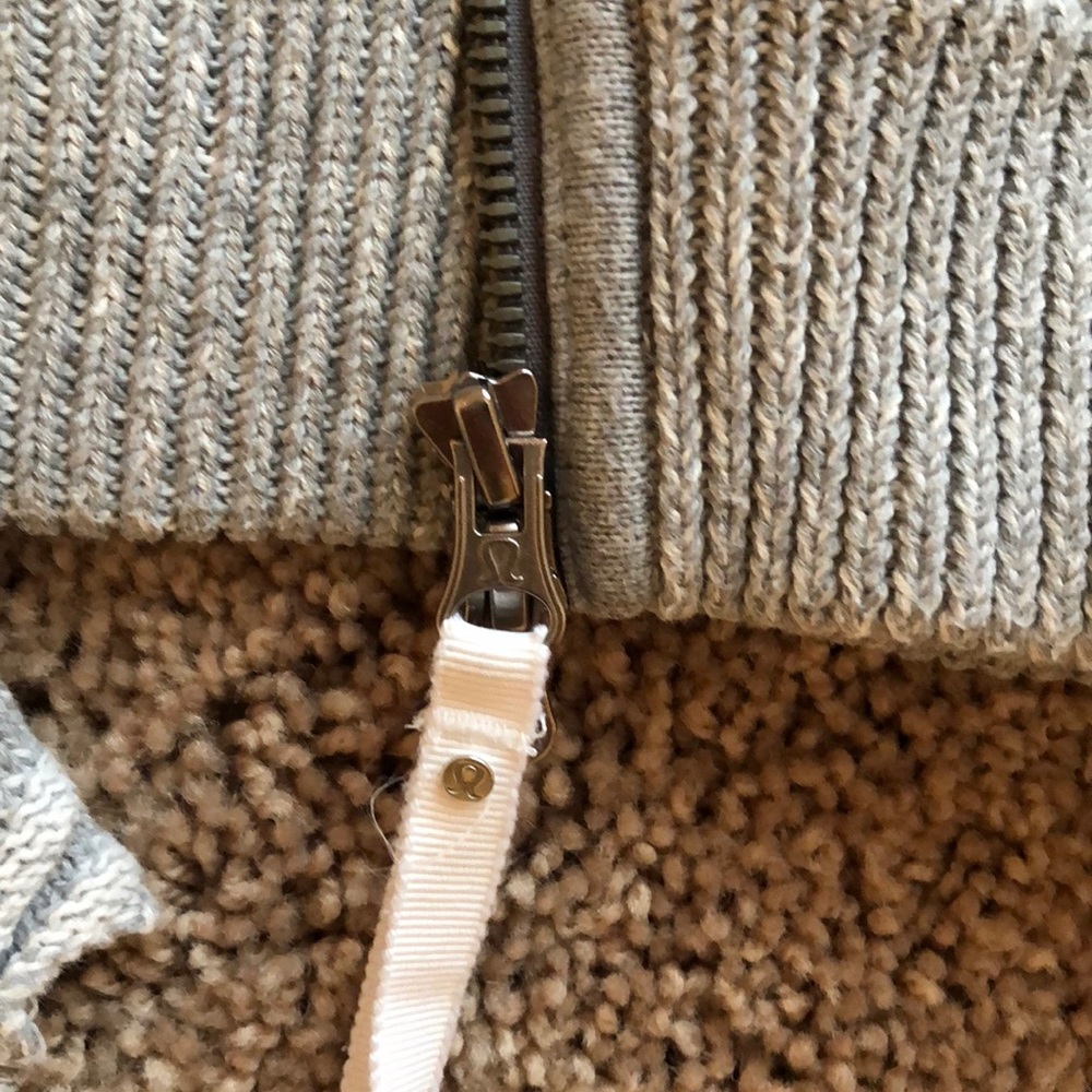 Lululemon zip up jacket - Picture 2 of 4